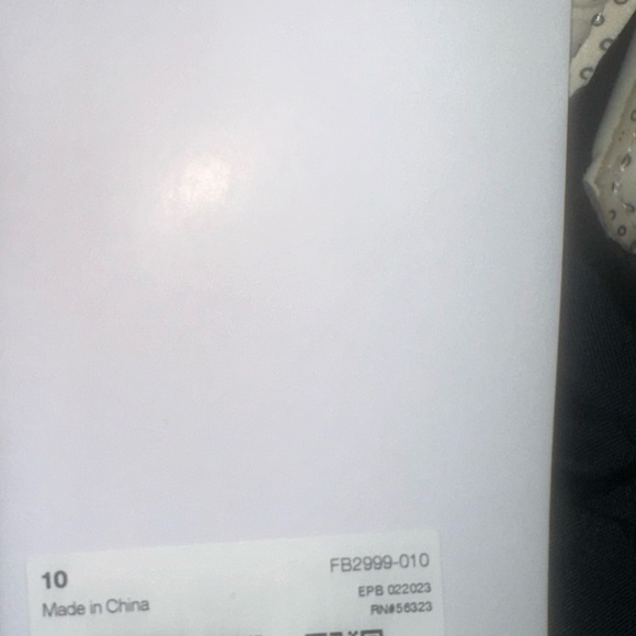 New Nike GK Vapor Grip 3 Goalkeeper Soccer Gloves FB2999-010 Size - Picture 4 of 6